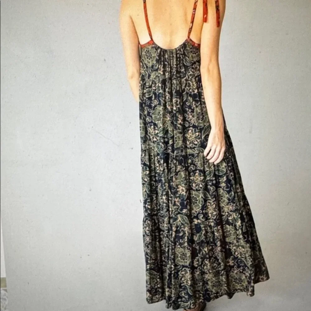 NATURAL LIFE Maddie Maxi Dress - Picture 9 of 12